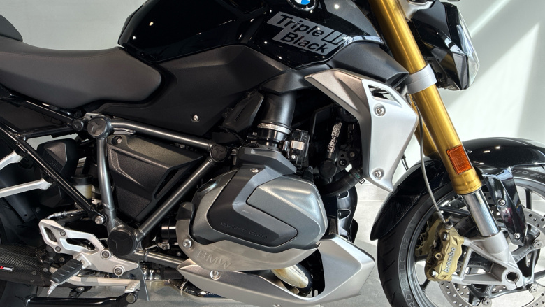 (23MY) BMW R1250 R SE